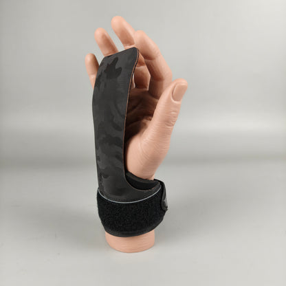 CAMO GRIPS
